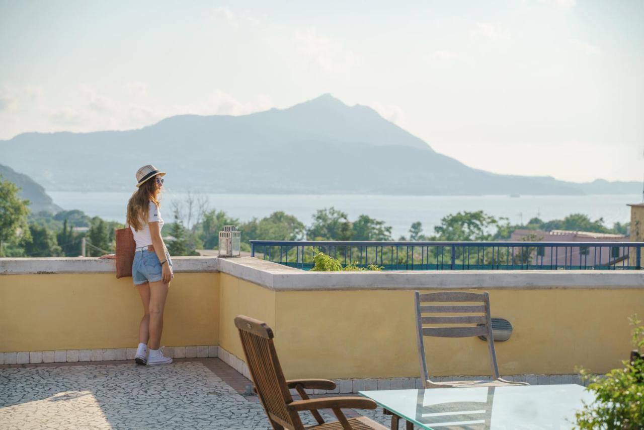 Le Grand Bleu - Gioia Apartments Procida Exterior foto